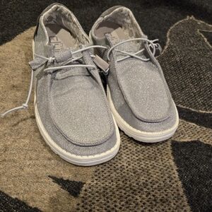 Hey Dude Wendy Stretch Sparkly Silver Loafers Womens Size 10